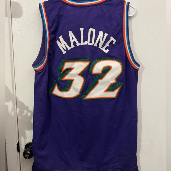 Size L Adidas 90's Utah Jazz Malone Jersey! Make Offer! - Picture 3 of 3